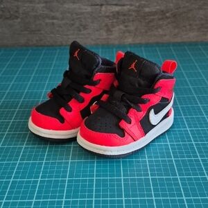 Jordan Black and Red Sneakers High-Top Classic